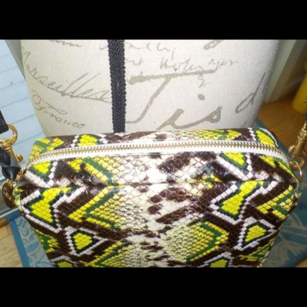 Clare V. Midi Sac Bag Yellow Riveria Stripe Leather Crossbody Bag. EUC. - Picture 4 of 6